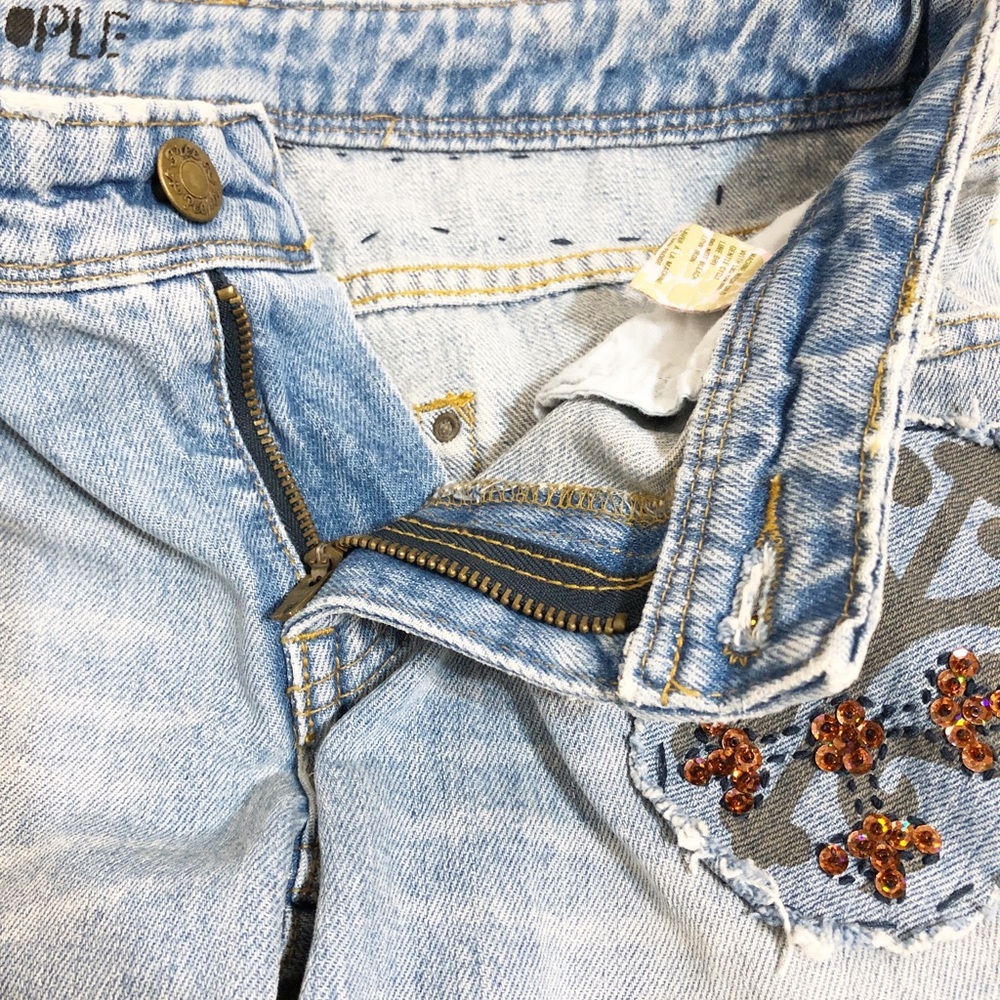 Free People | Distressed Beaded Jeans | 25 - Picture 7 of 8